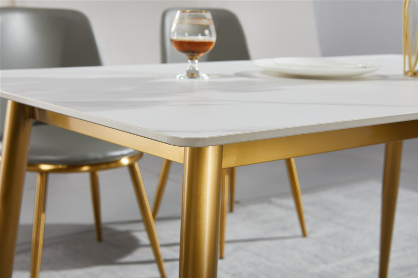 Issac Gold Base Dining Table – Rainbow Star Furniture