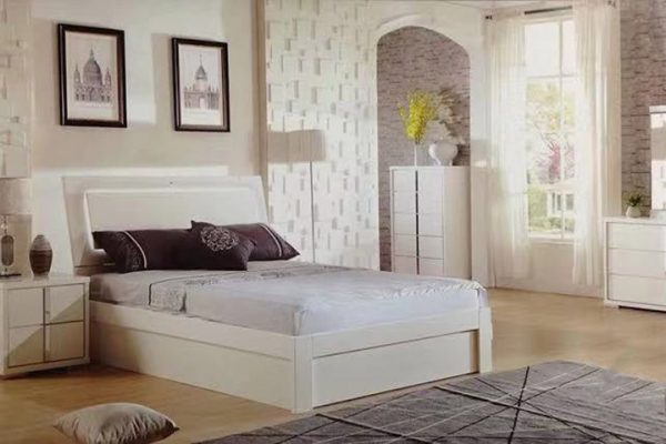 Manhattan Gloss White Storage Bed -- D , Q , K