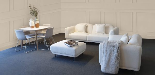 Argyle Sofa upholstered in Boucle Fabric - Image 7